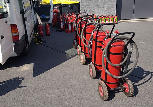 Schulungen zum Brandschutzhelfer für mehr Sicherheit im Betrieb